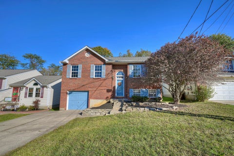 Photo of 2486 Evergreen Drive, Covington, KY 41017 (MLS # 647830)
