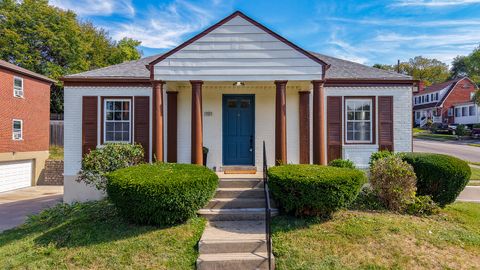 Photo of 1191 Wilson Road, Bellevue, KY 41073 (MLS # 636855)