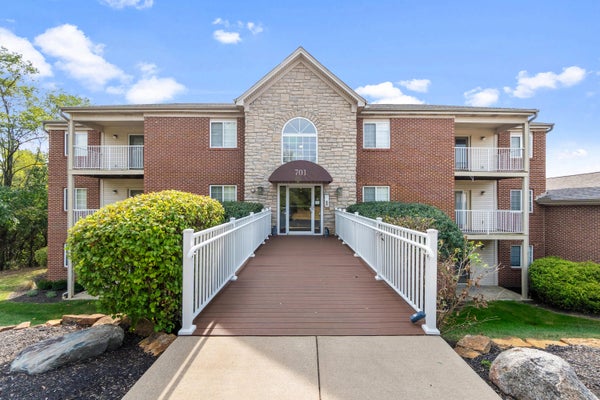 701 NAPA VALLEY LN APT 4, CRESTVIEW HILLS, KY 41017 - Image 7242b675fea24edcb7fef9482e663caa/3335528927