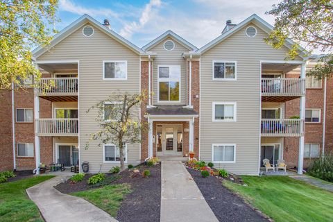 Photo of 50 Creekwood Drive #2, Wilder, KY 41071 (MLS # 636837)