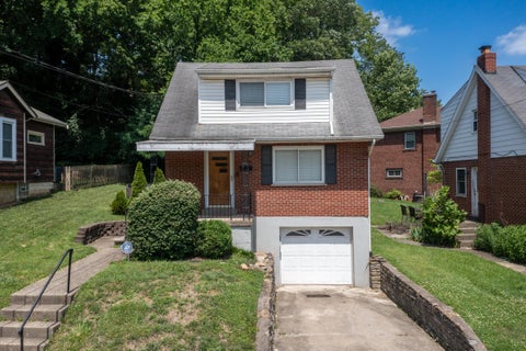 Photo of 549 Taylor Avenue, Bellevue, KY 41073 (MLS # 645301)