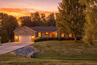 1834 Whispering Trl – Investment Home