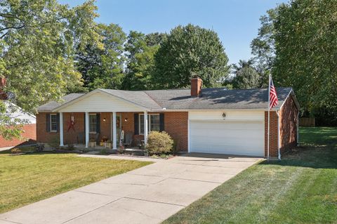 Photo of 8182 N Dilcrest Circle, Florence, KY 41042 (MLS # 636834)