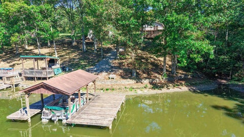 Photo for 1071 Lake Shore Circle