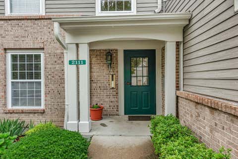Photo of 2111 Clareglen Drive #203, Crescent Springs, KY 41017 (MLS # 643942)