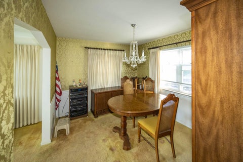 Tiny photo for 1 N Sherry Lane, Bellevue, KY 41073 (MLS # 646124)