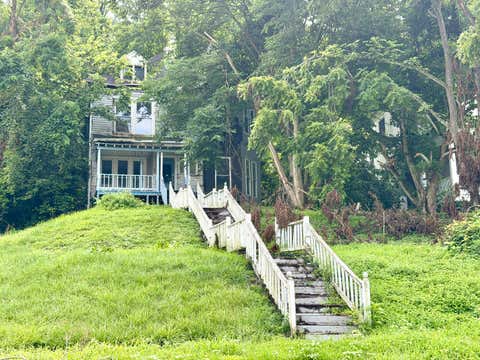 Photo for 478 W 2nd Street