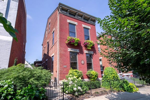 826 MONROE ST, NEWPORT, KY 41071 - Image c67cf73bfd805c4a1b4700a77011f5d8/858935401