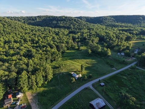 Photo for 2319 Beechy Creek Road