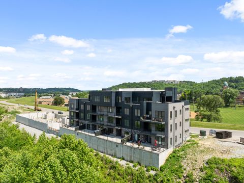 747 Manhattan Boulevard Unit 204, Dayton, KY 41074 - #: 617644