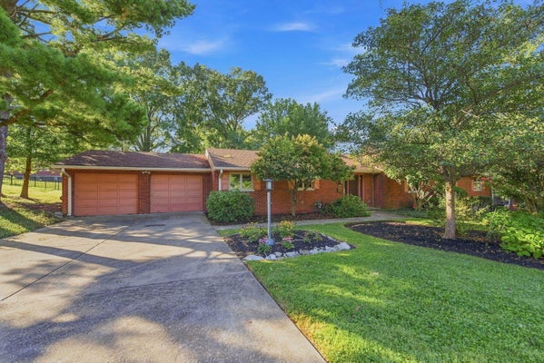 1953 LAWRENCE DR, FT MITCHELL, KY 41011 - Image d561edbedd32eea6f2eb2f4c30e0dcaf/1052271734