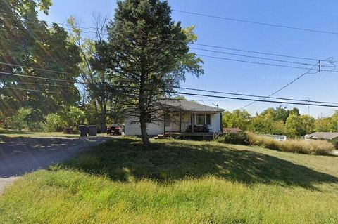 Photo of 5849 Garden Road, Florence, KY 41042 (MLS # 644579)