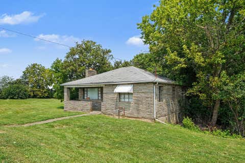 Photo for 7520 Alexandria Pike
