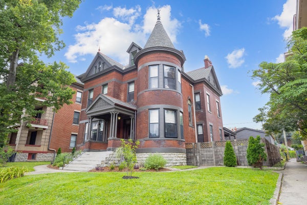 628 NELSON PL, NEWPORT, KY 41071 - Image e08b7753d18a39b0e08fbfbb0301d190/1306003603
