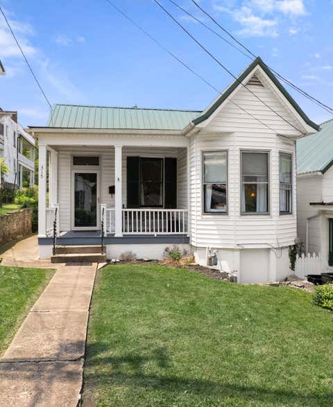 Photo for 315 Sutton Street