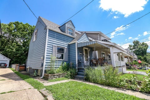 Photo for 2730 Alexandria Avenue