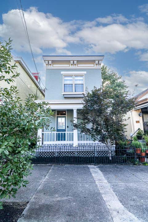 Photo of 1109 Lee Street, Covington, KY 41011 (MLS # 645313)
