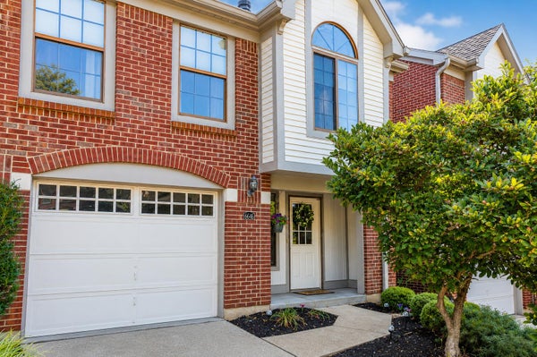 6646 FAIRWAYS DR, FLORENCE, KY 41042 - Image f270ee5b2df214fc29ffc5d661374a1d/2916208162
