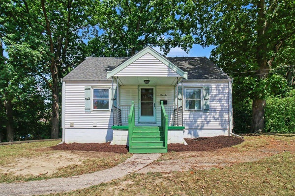 36 UTZ DR, FLORENCE, KY 41042 - Image f32fb1053f581bac16aabd6ed93edfc8/3753214632