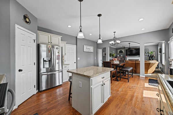 1963 MONTPELIER DR, HEBRON, KY 41048 - Image f38f300dc2a439a7a95ddc8d9839e23d/2930736657