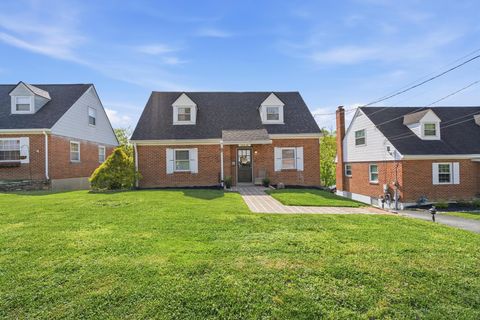 Photo of 22 Pine Hill Drive, Highland Heights, KY 41076 (MLS # 641807)