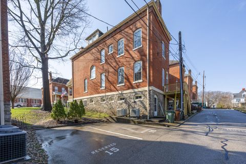 Tiny photo for 15 Greene Street, Fort Thomas, KY 41075 (MLS # 640394)