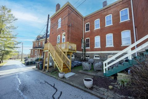 Tiny photo for 15 Greene Street, Fort Thomas, KY 41075 (MLS # 640394)