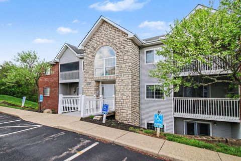 Photo of 175 Cave Run Drive #4, Erlanger, KY 41018 (MLS # 641810)