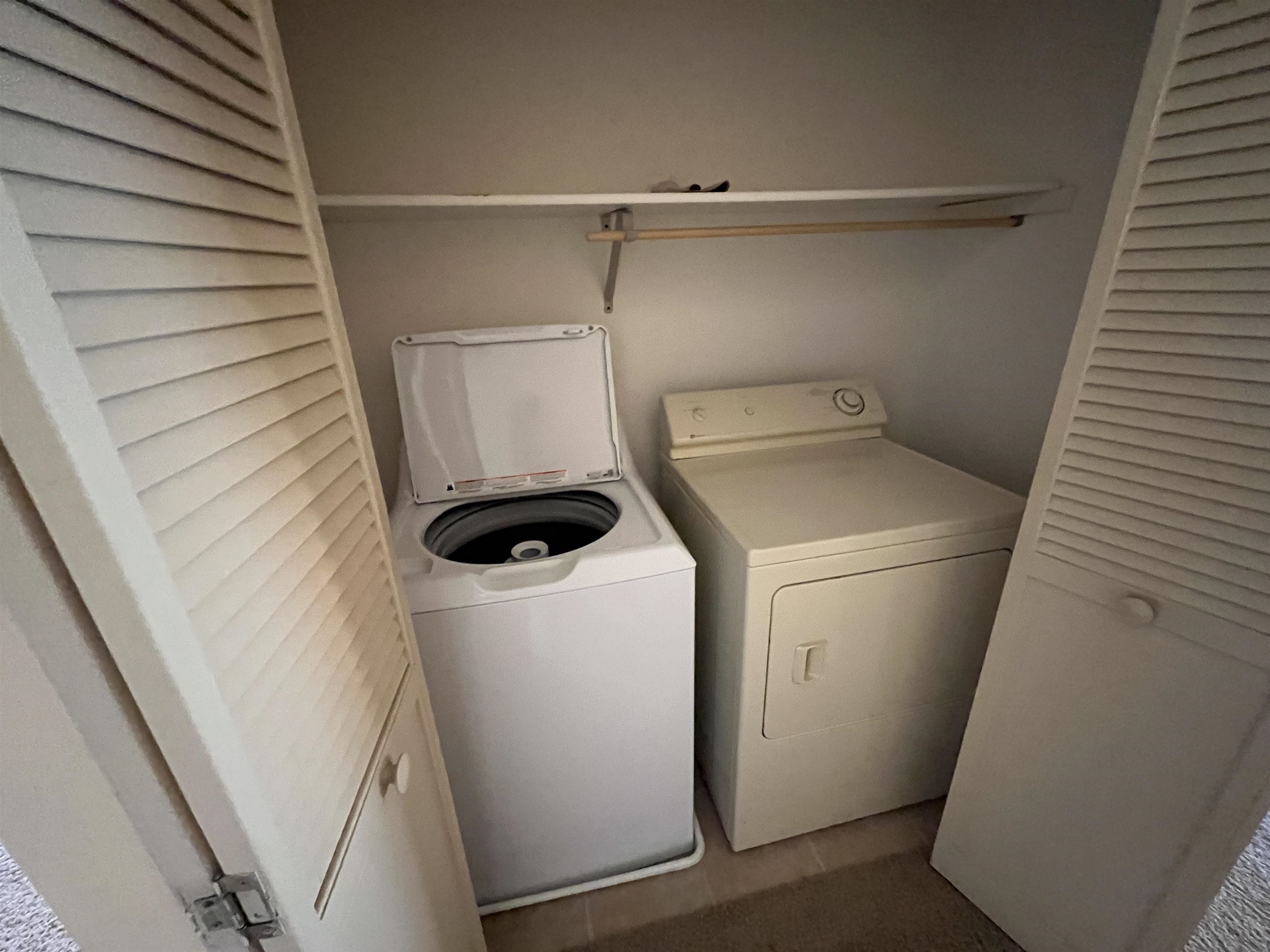 Norfolk, Nebraska 68701, United States, 4 Bedrooms Bedrooms, ,3 BathroomsBathrooms,Residential,Pending,12616