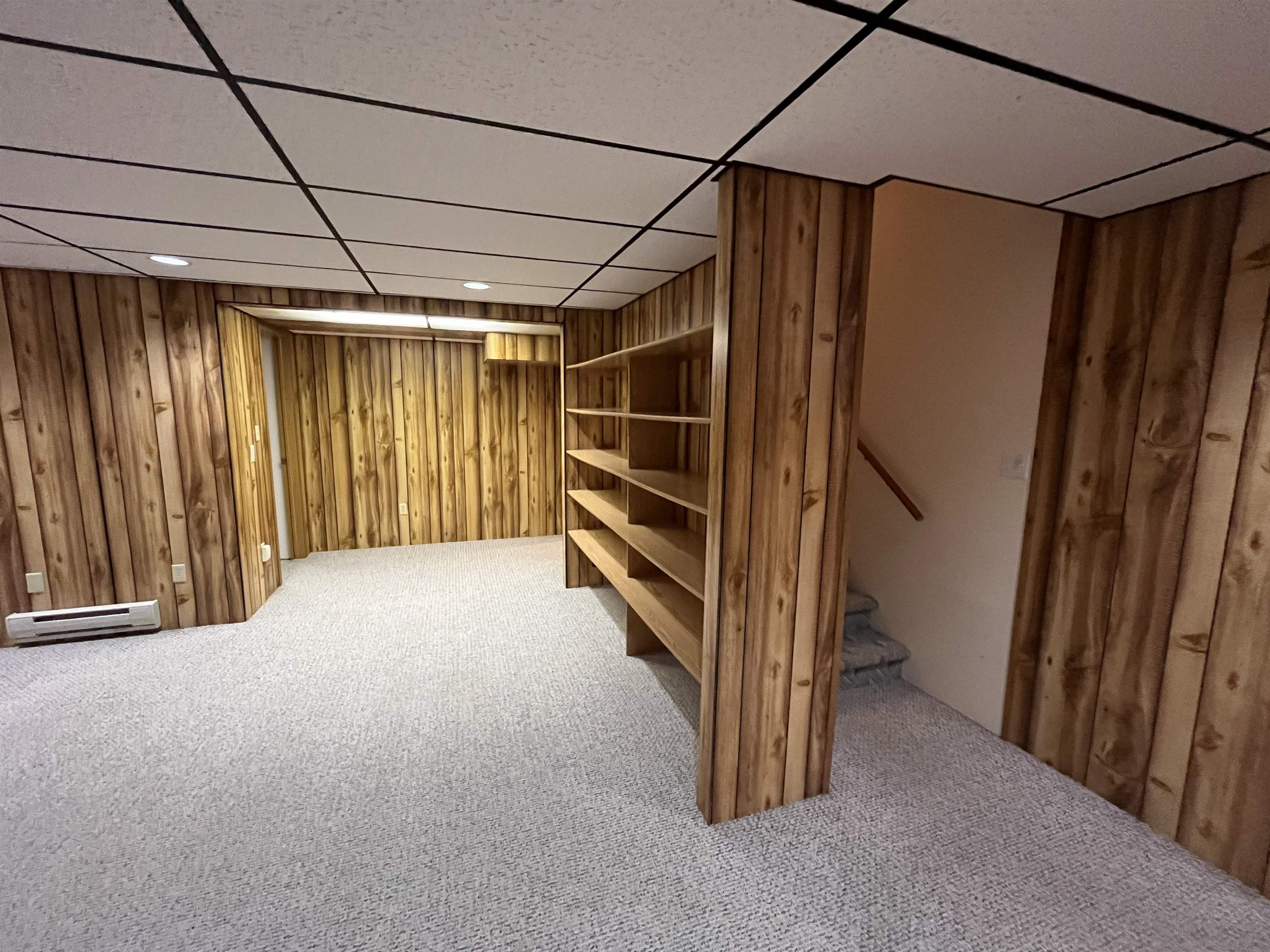 Norfolk, Nebraska 68701, United States, 4 Bedrooms Bedrooms, ,3 BathroomsBathrooms,Residential,Pending,12616