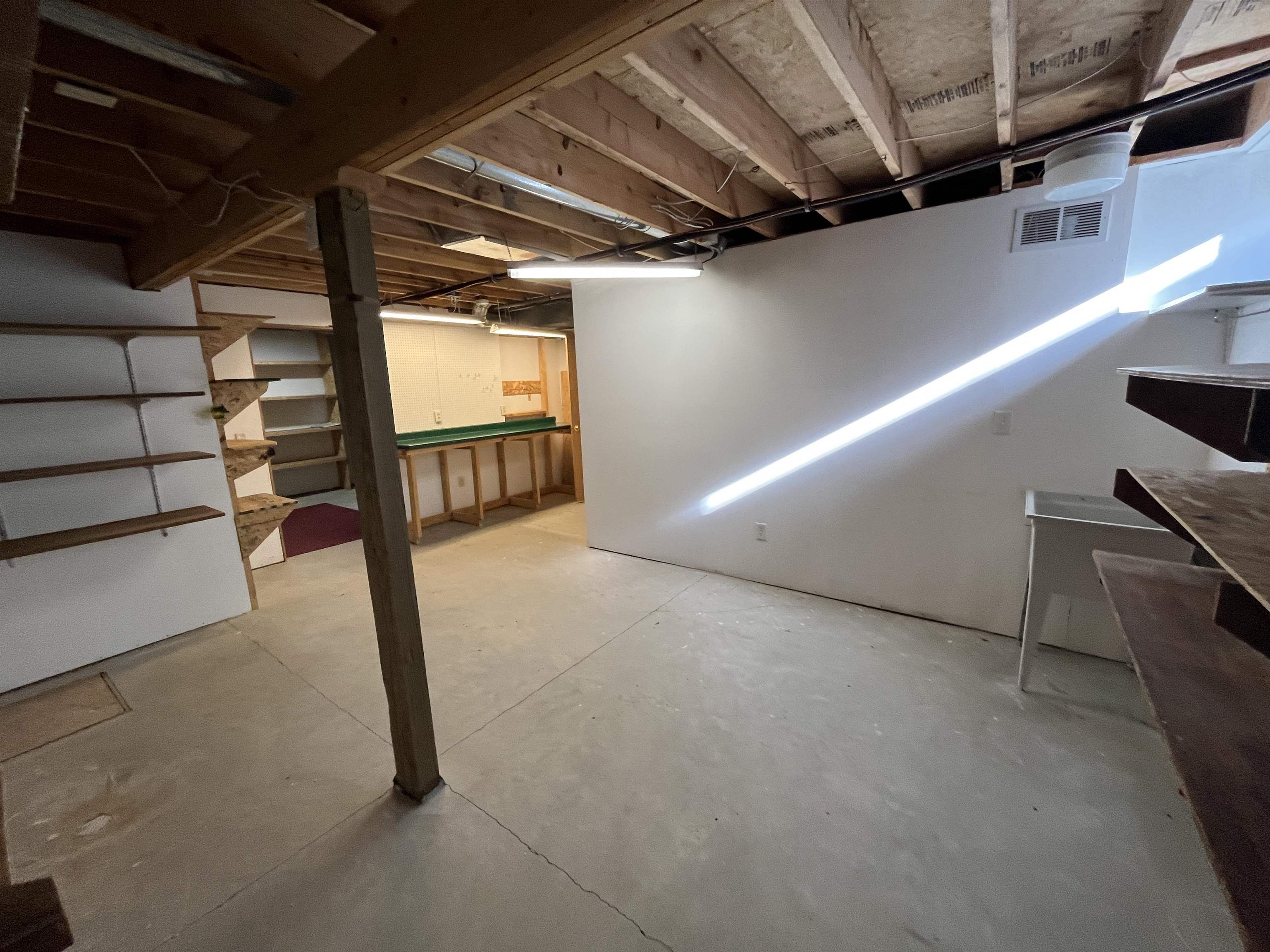 Norfolk, Nebraska 68701, United States, 4 Bedrooms Bedrooms, ,3 BathroomsBathrooms,Residential,Pending,12616