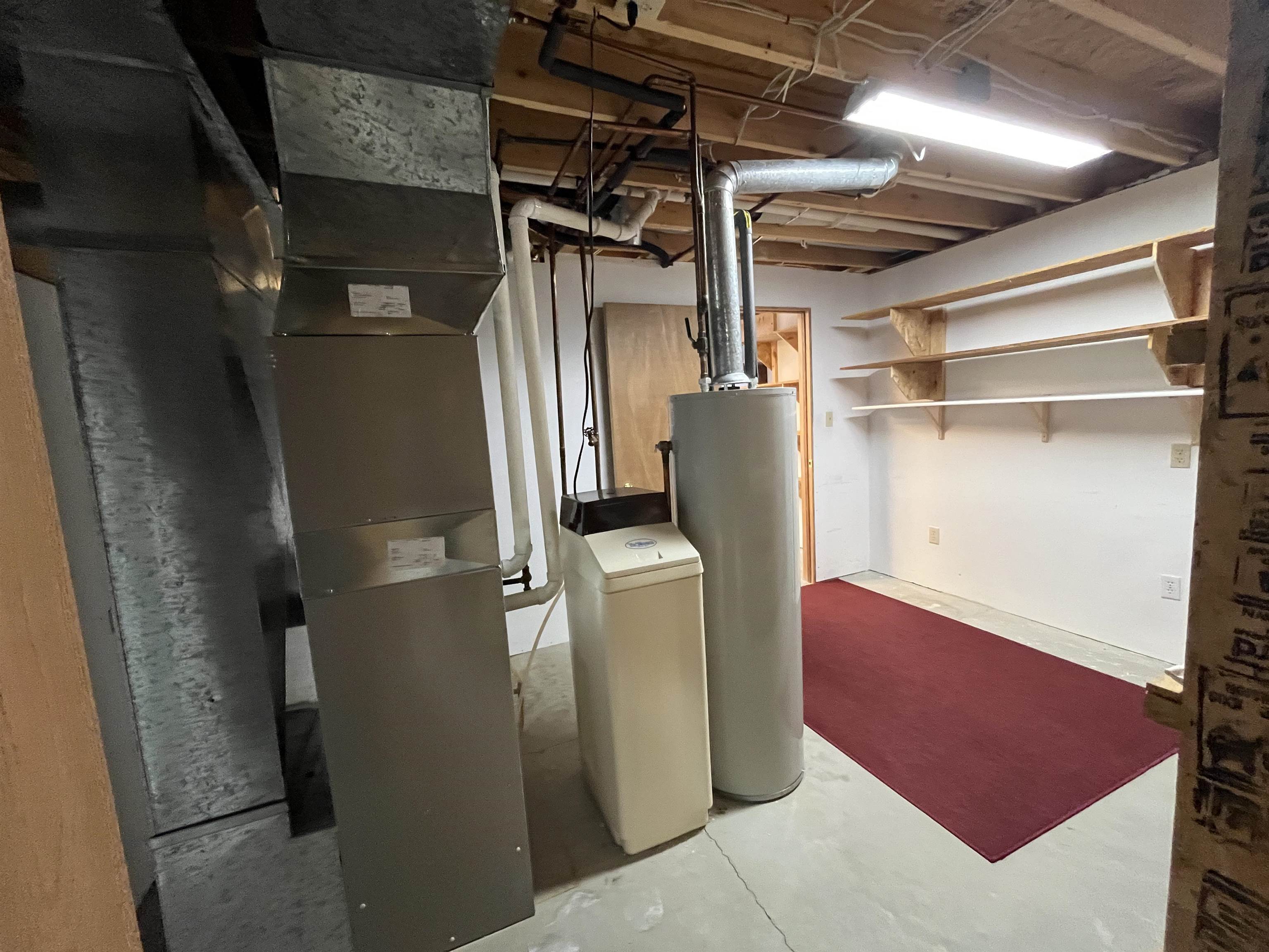 Norfolk, Nebraska 68701, United States, 4 Bedrooms Bedrooms, ,3 BathroomsBathrooms,Residential,Pending,12616