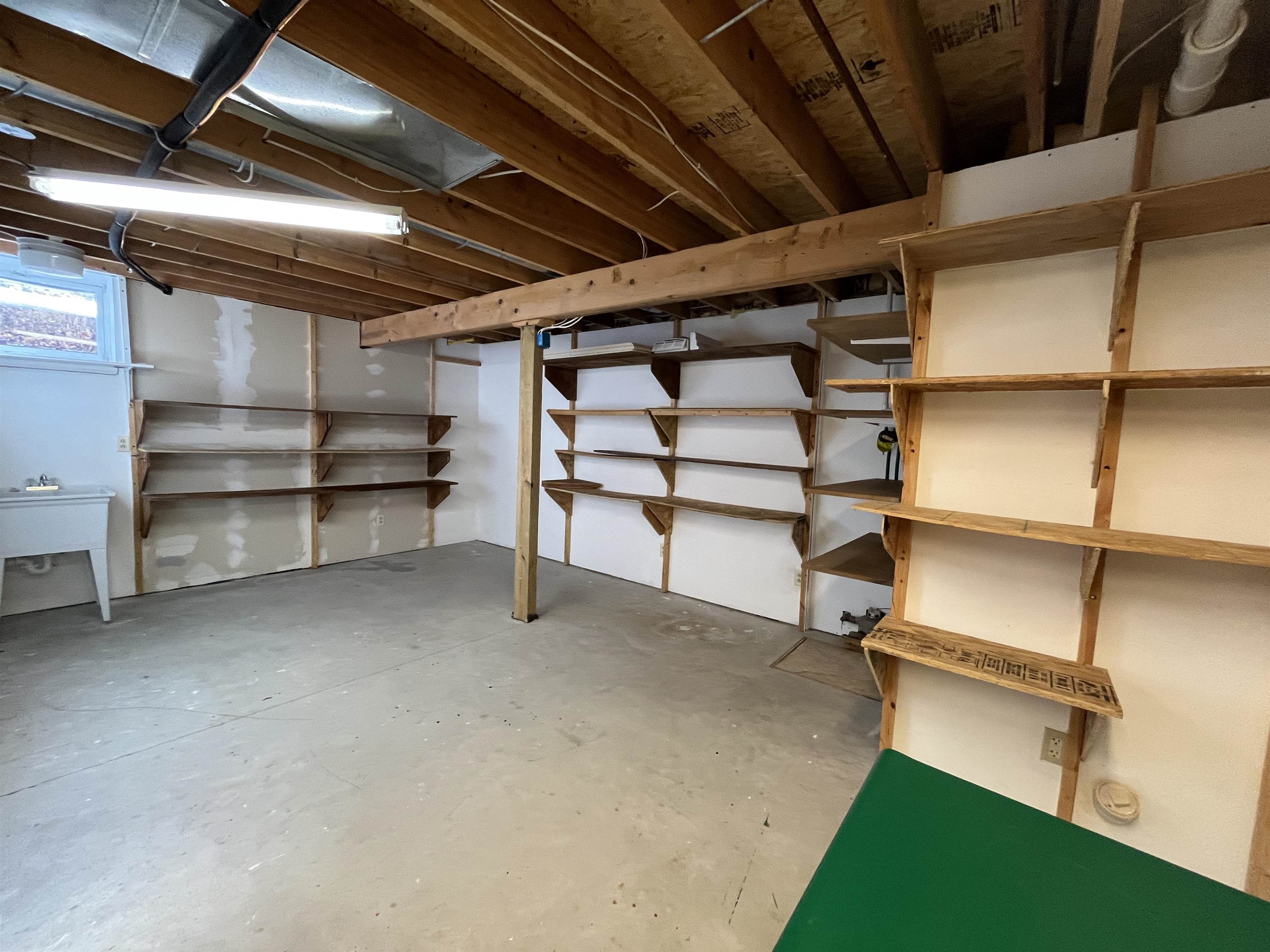 Norfolk, Nebraska 68701, United States, 4 Bedrooms Bedrooms, ,3 BathroomsBathrooms,Residential,Pending,12616