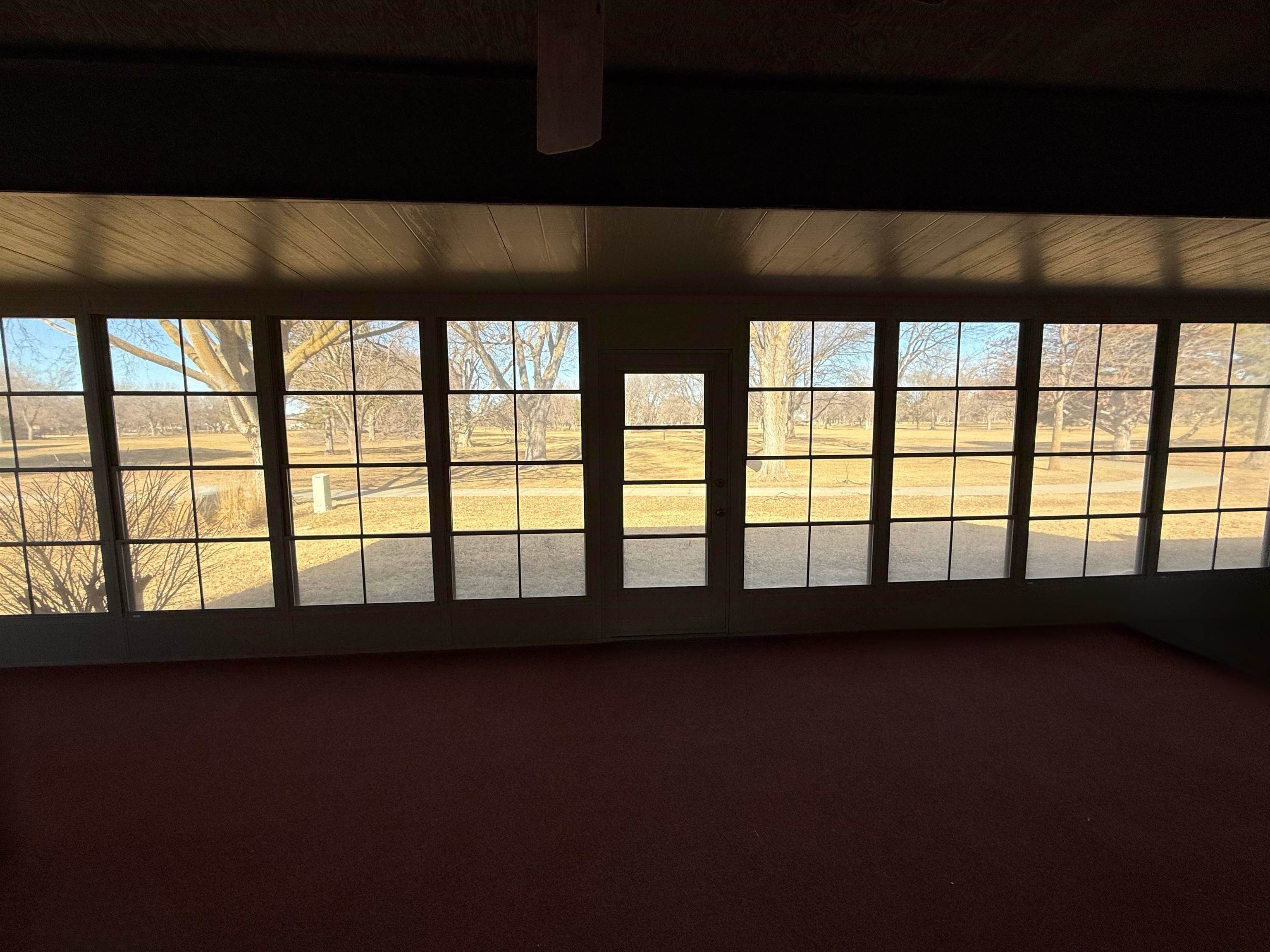 Norfolk, Nebraska 68701, United States, 3 Bedrooms Bedrooms, ,3 BathroomsBathrooms,Residential,Pending,13075