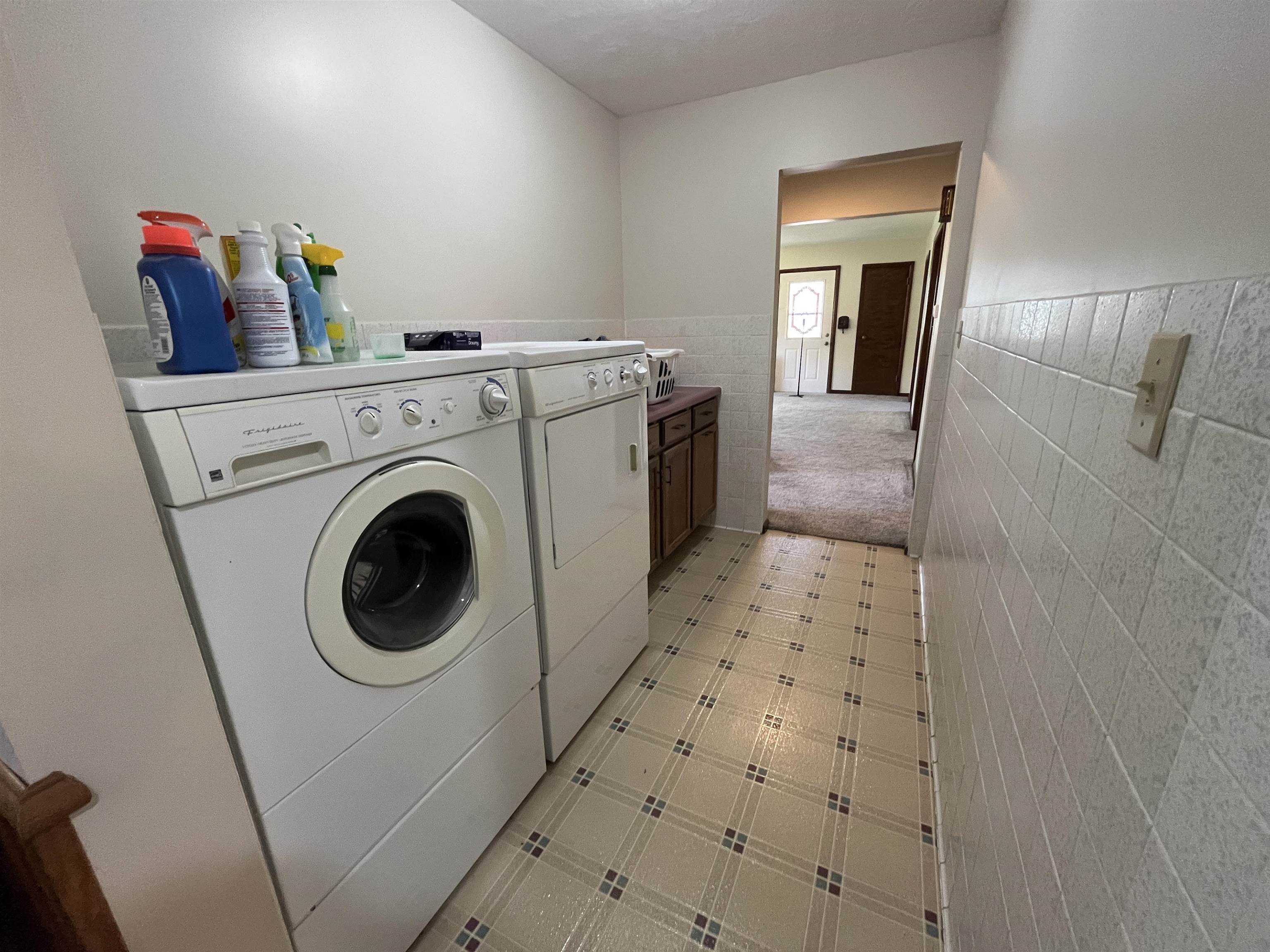 Wayne, Nebraska 68787, United States, 2 Bedrooms Bedrooms, ,2 BathroomsBathrooms,Residential,Active,125222