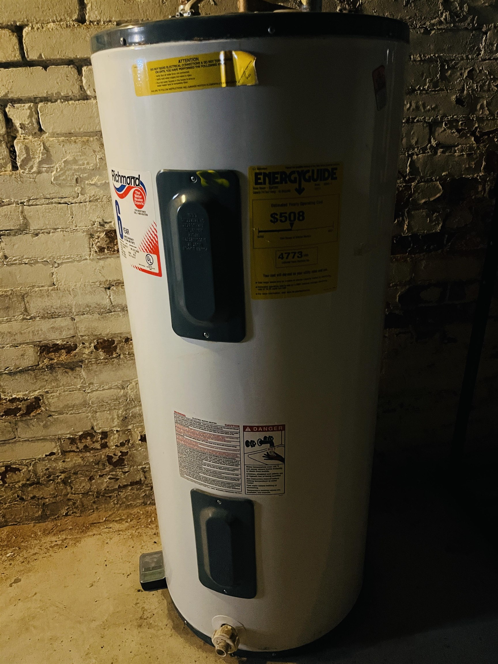 Norfolk, Nebraska 68701, United States, 2 Bedrooms Bedrooms, ,1 BathroomBathrooms,Residential,Active,252715