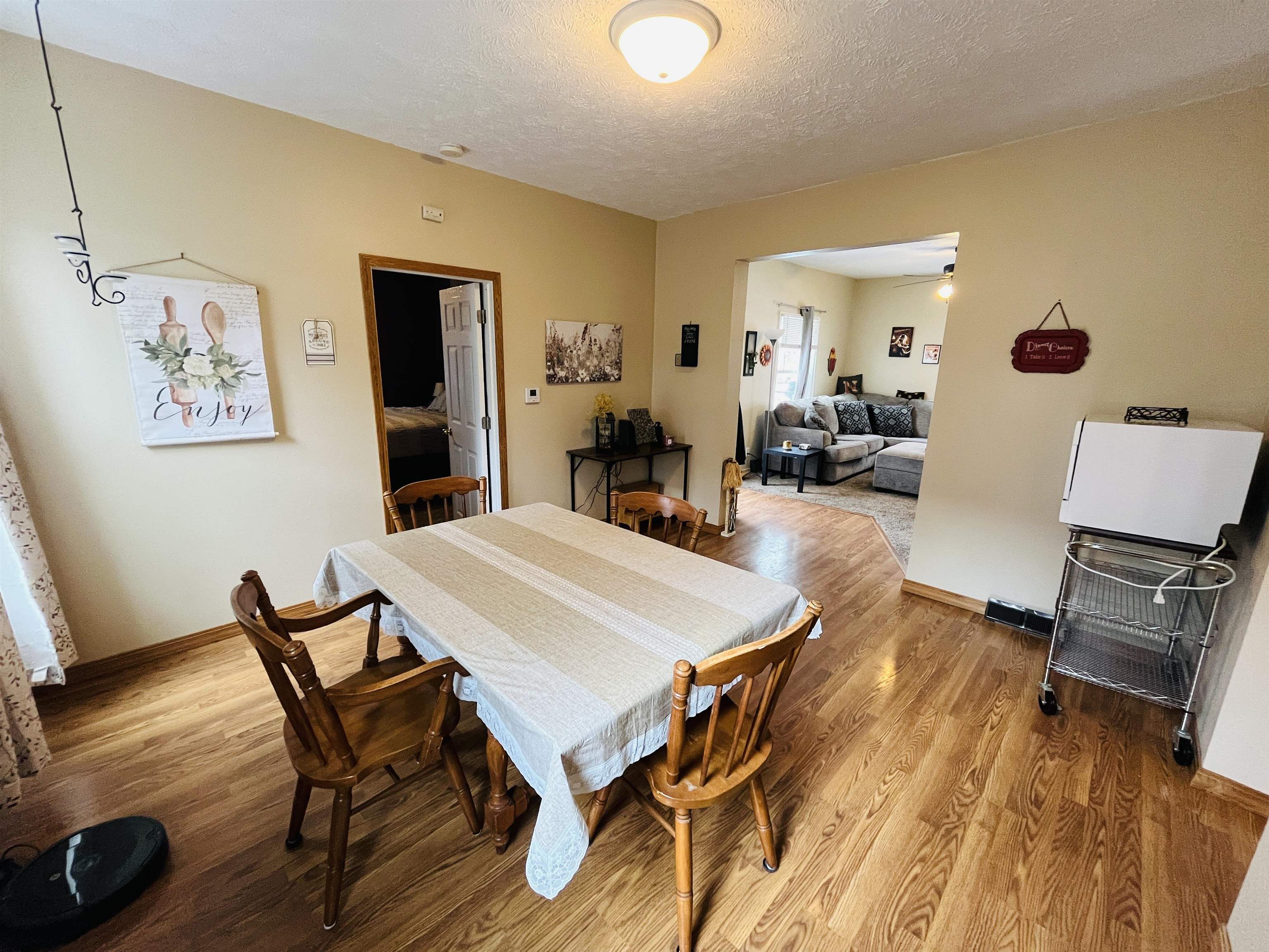 Norfolk, Nebraska 68701, United States, 2 Bedrooms Bedrooms, ,1 BathroomBathrooms,Residential,Active,252715