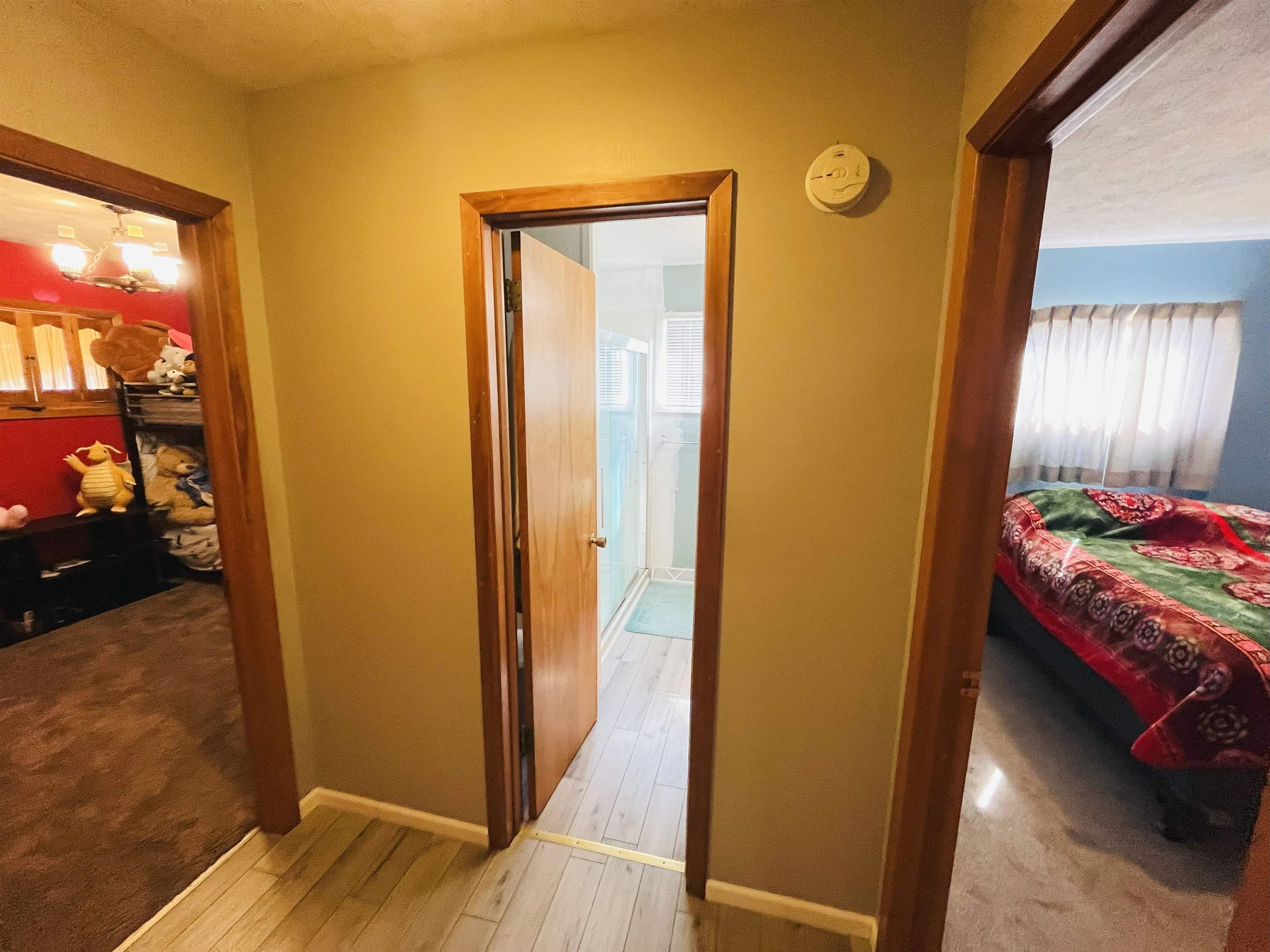 Norfolk, Nebraska 68701, United States, 2 Bedrooms Bedrooms, ,2 BathroomsBathrooms,Residential,Pending,205853