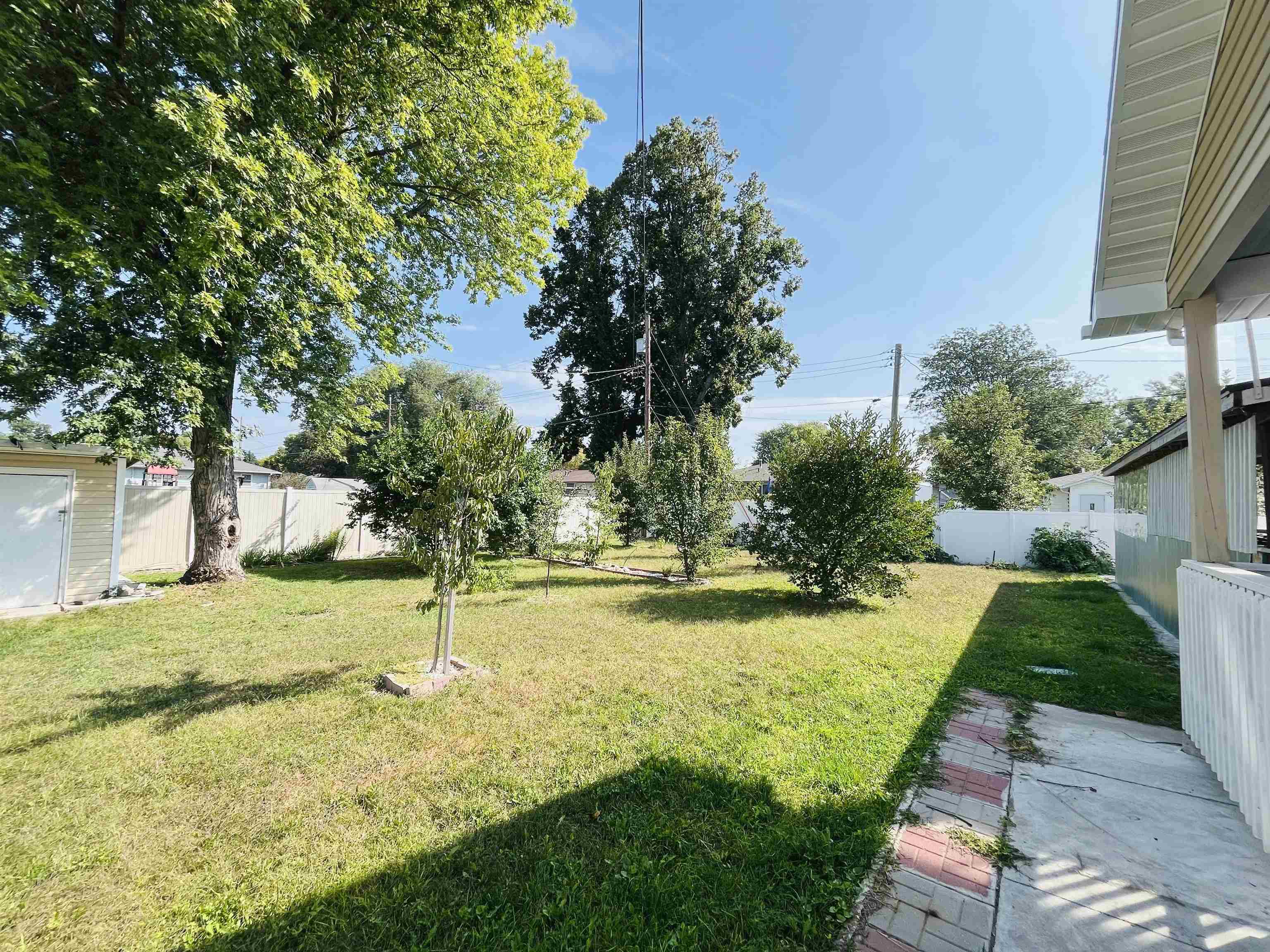 Norfolk, Nebraska 68701, United States, 2 Bedrooms Bedrooms, ,2 BathroomsBathrooms,Residential,Pending,205853