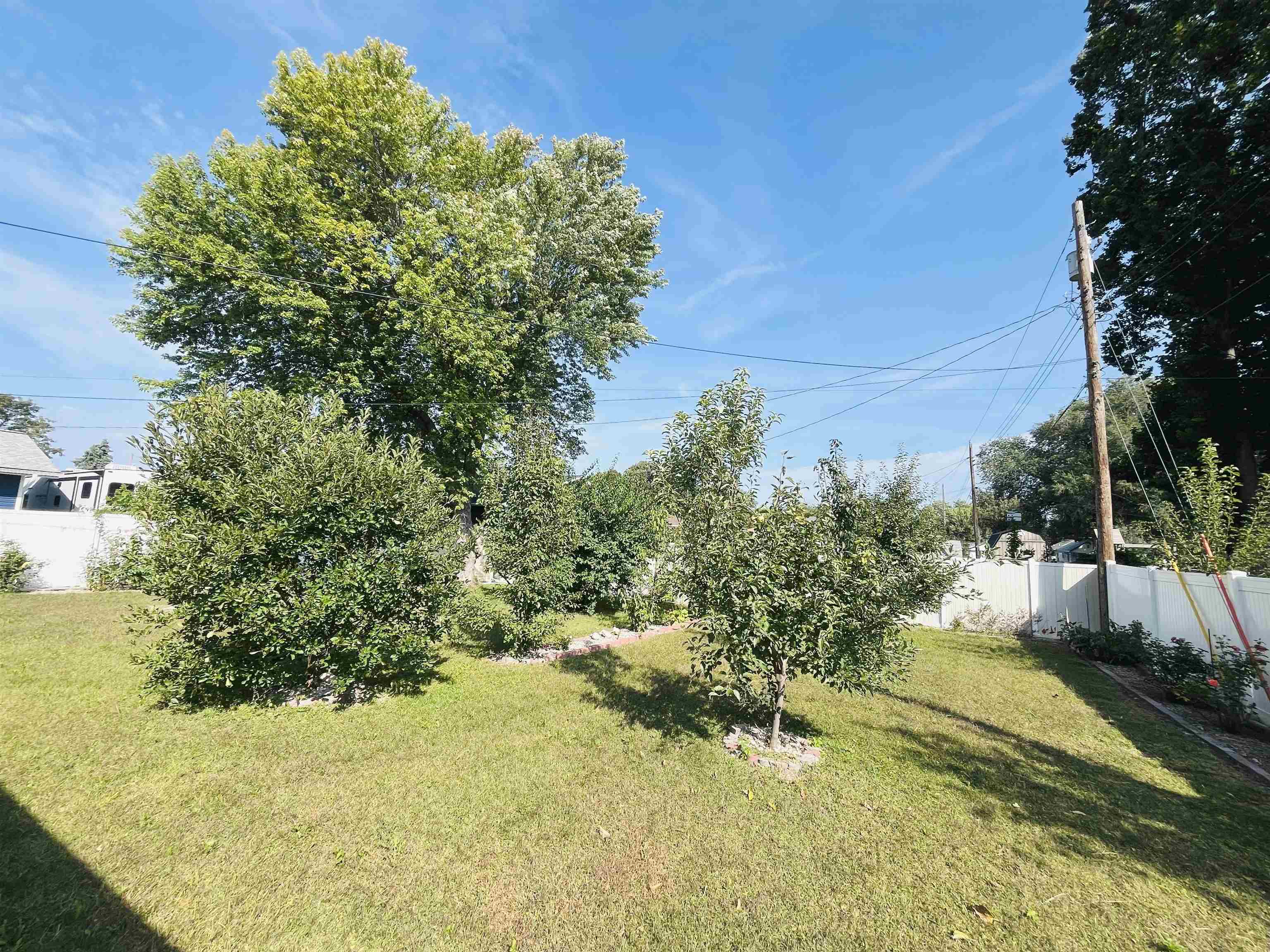 Norfolk, Nebraska 68701, United States, 2 Bedrooms Bedrooms, ,2 BathroomsBathrooms,Residential,Pending,205853