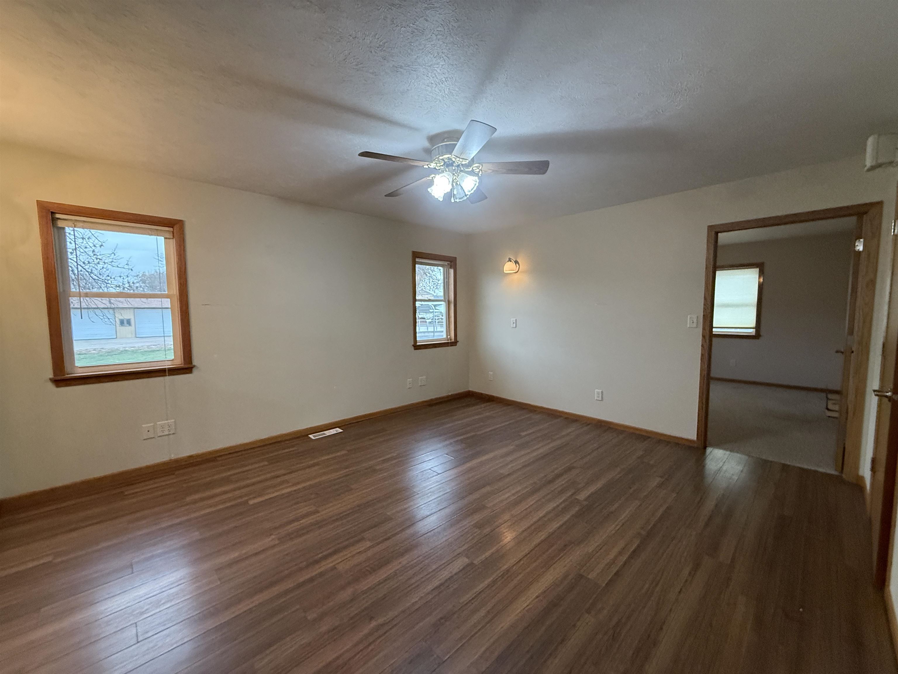 Crofton, Nebraska 68730, United States, 4 Bedrooms Bedrooms, ,3 BathroomsBathrooms,Residential,Active,244788