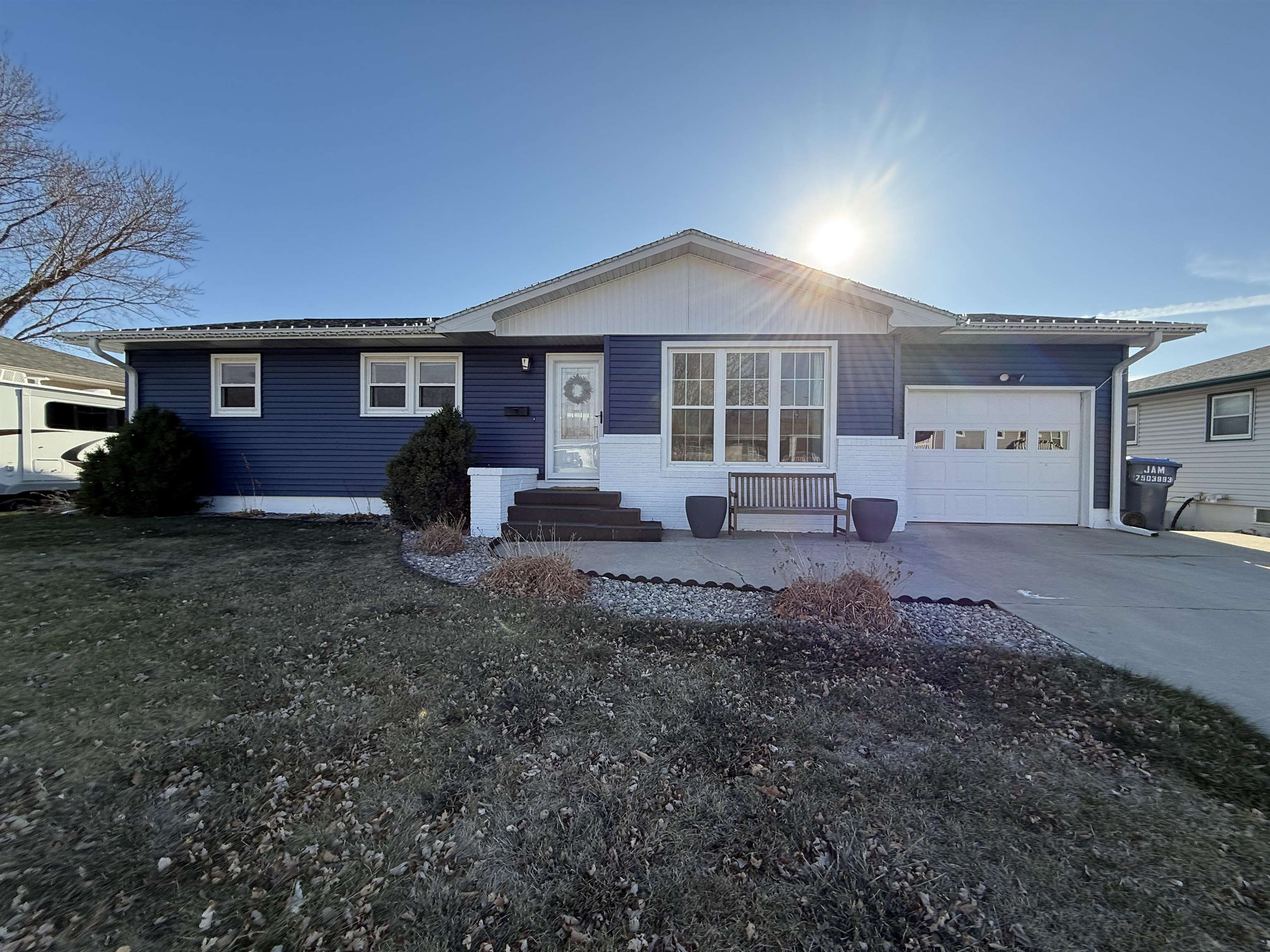 Norfolk, Nebraska 68701, United States, 4 Bedrooms Bedrooms, ,2 BathroomsBathrooms,Residential,Pending,26849