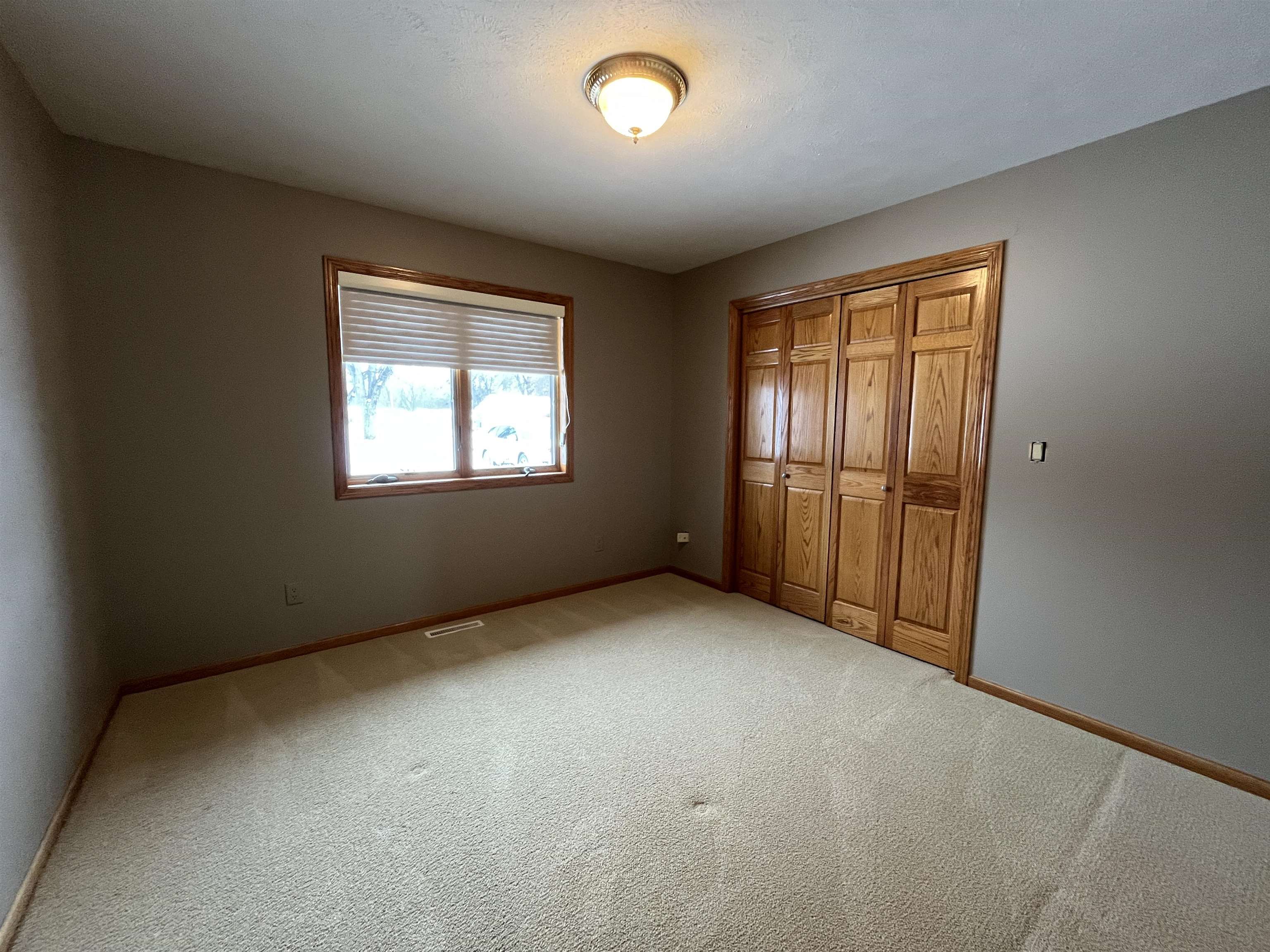 Pierce, Nebraska 68767, United States, 3 Bedrooms Bedrooms, ,2 BathroomsBathrooms,Residential,Pending,3486