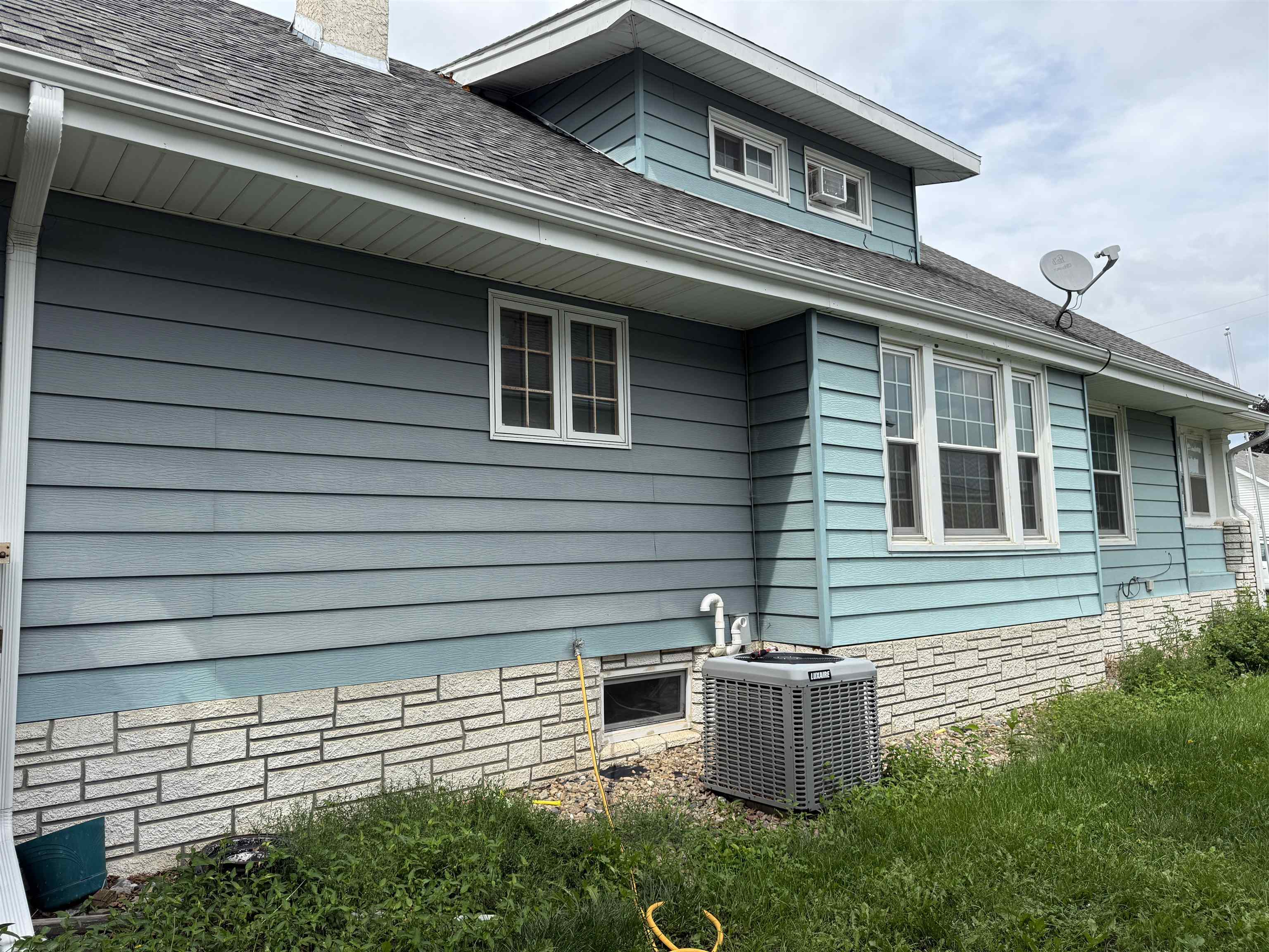 Plainview, Nebraska 68769, United States, 4 Bedrooms Bedrooms, ,2 BathroomsBathrooms,Residential,Active,178612