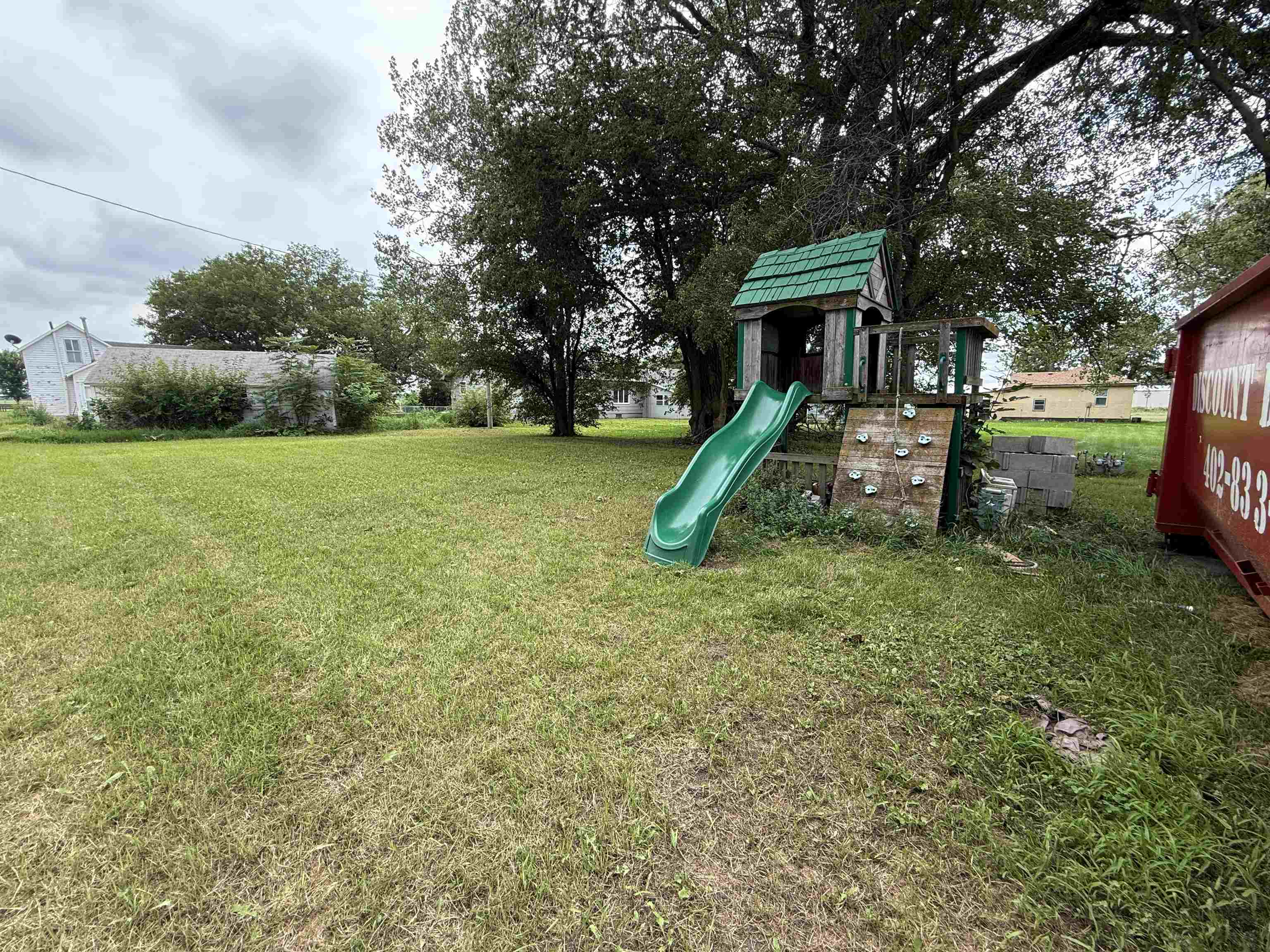 Plainview, Nebraska 68769, United States, 4 Bedrooms Bedrooms, ,2 BathroomsBathrooms,Residential,Active,178612