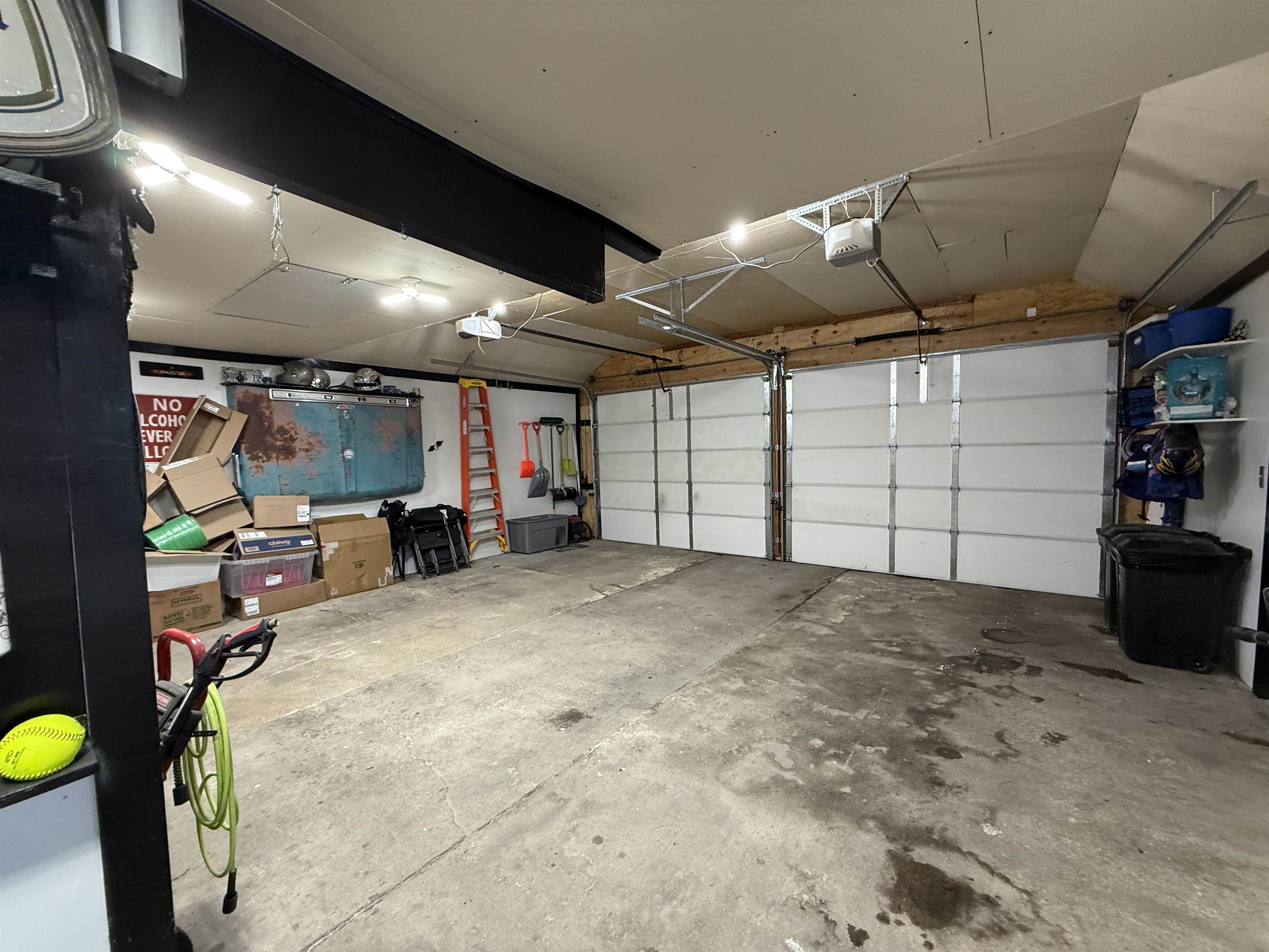 Pierce, Nebraska 68767, United States, 3 Bedrooms Bedrooms, ,1 BathroomBathrooms,Residential,Active,23086