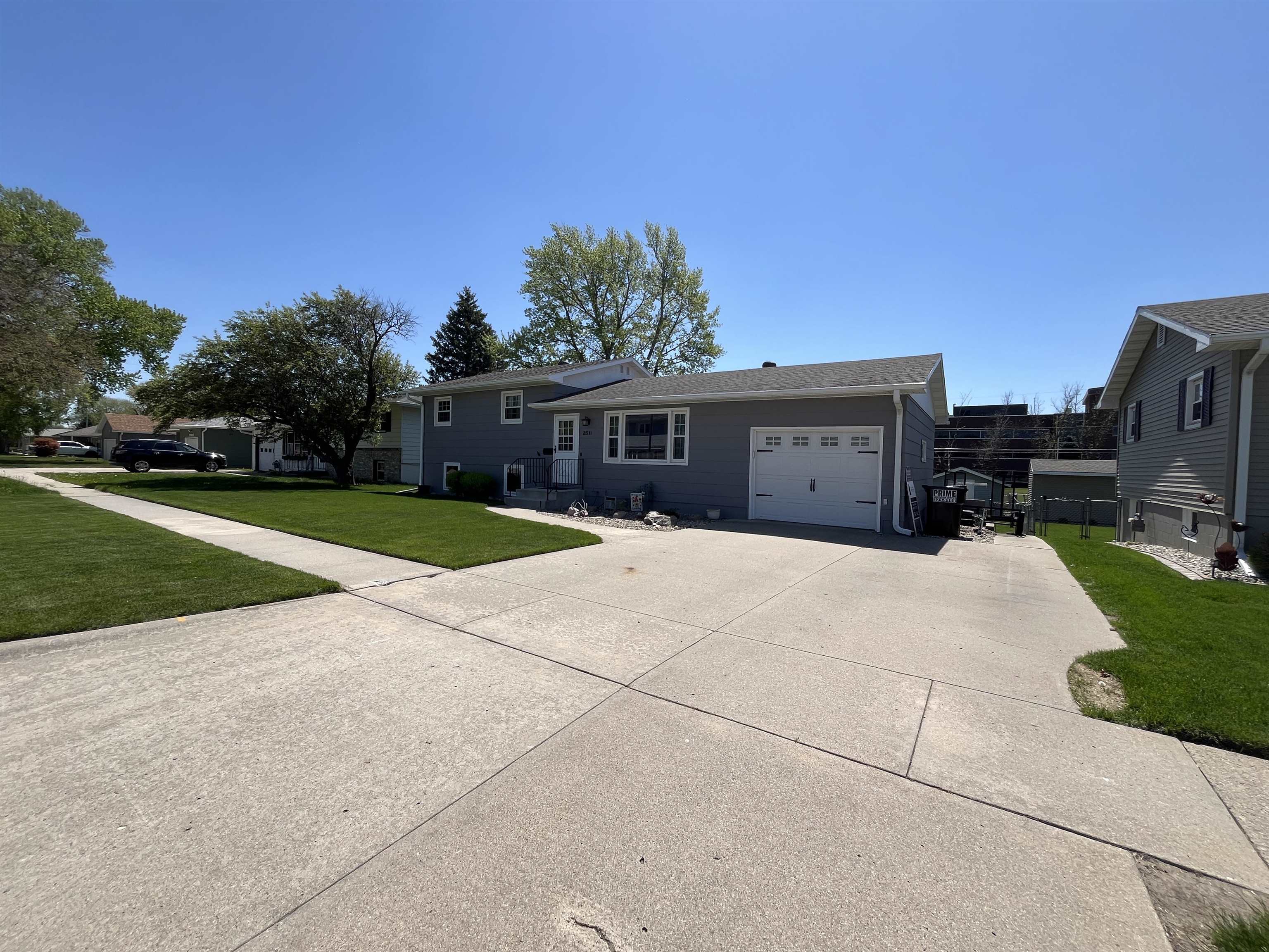 Norfolk, Nebraska 68701, United States, 3 Bedrooms Bedrooms, ,2 BathroomsBathrooms,Residential,Pending,123085