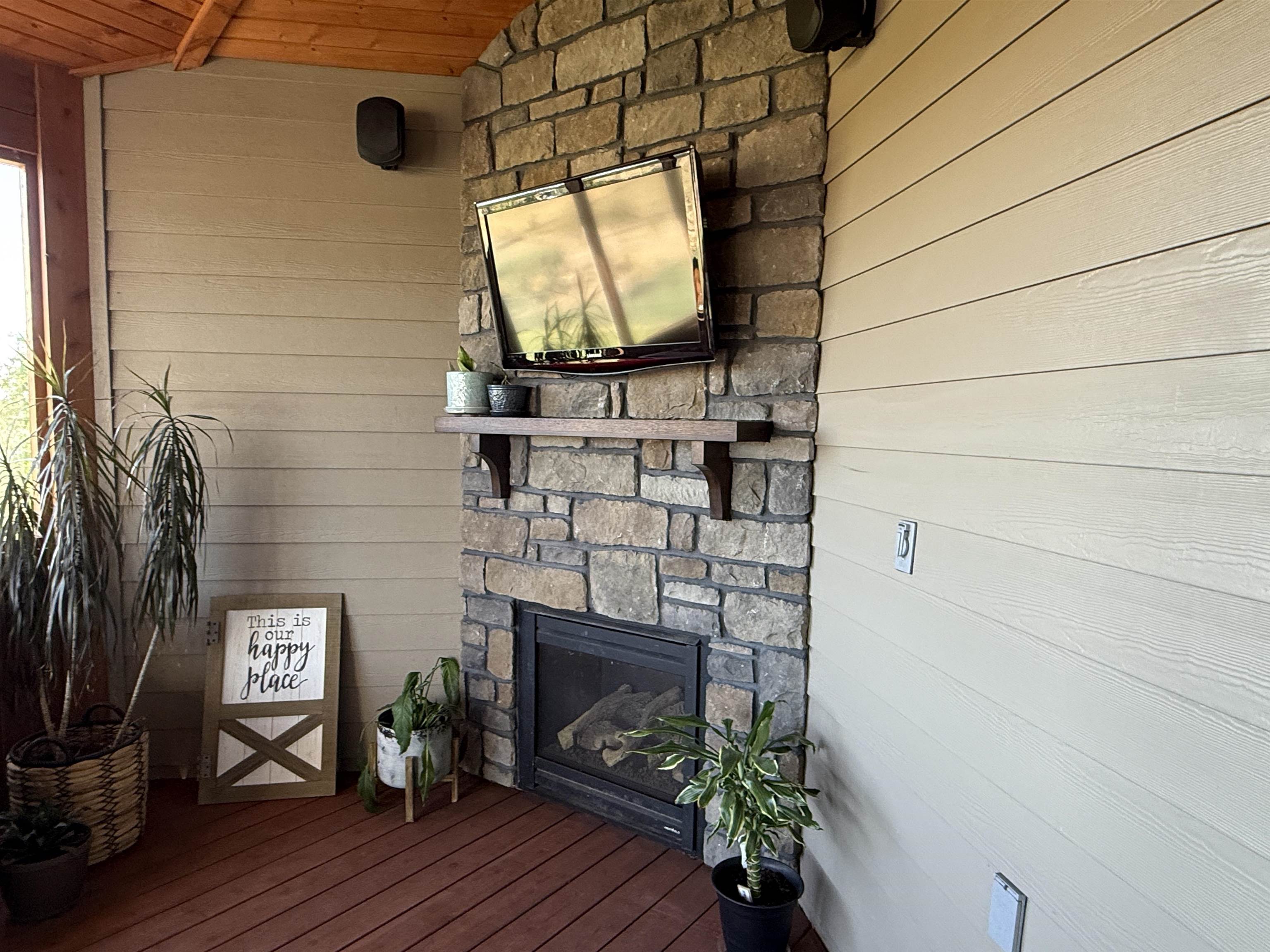 Pierce, Nebraska 68767, United States, 6 Bedrooms Bedrooms, ,3 BathroomsBathrooms,Land,Active,223911