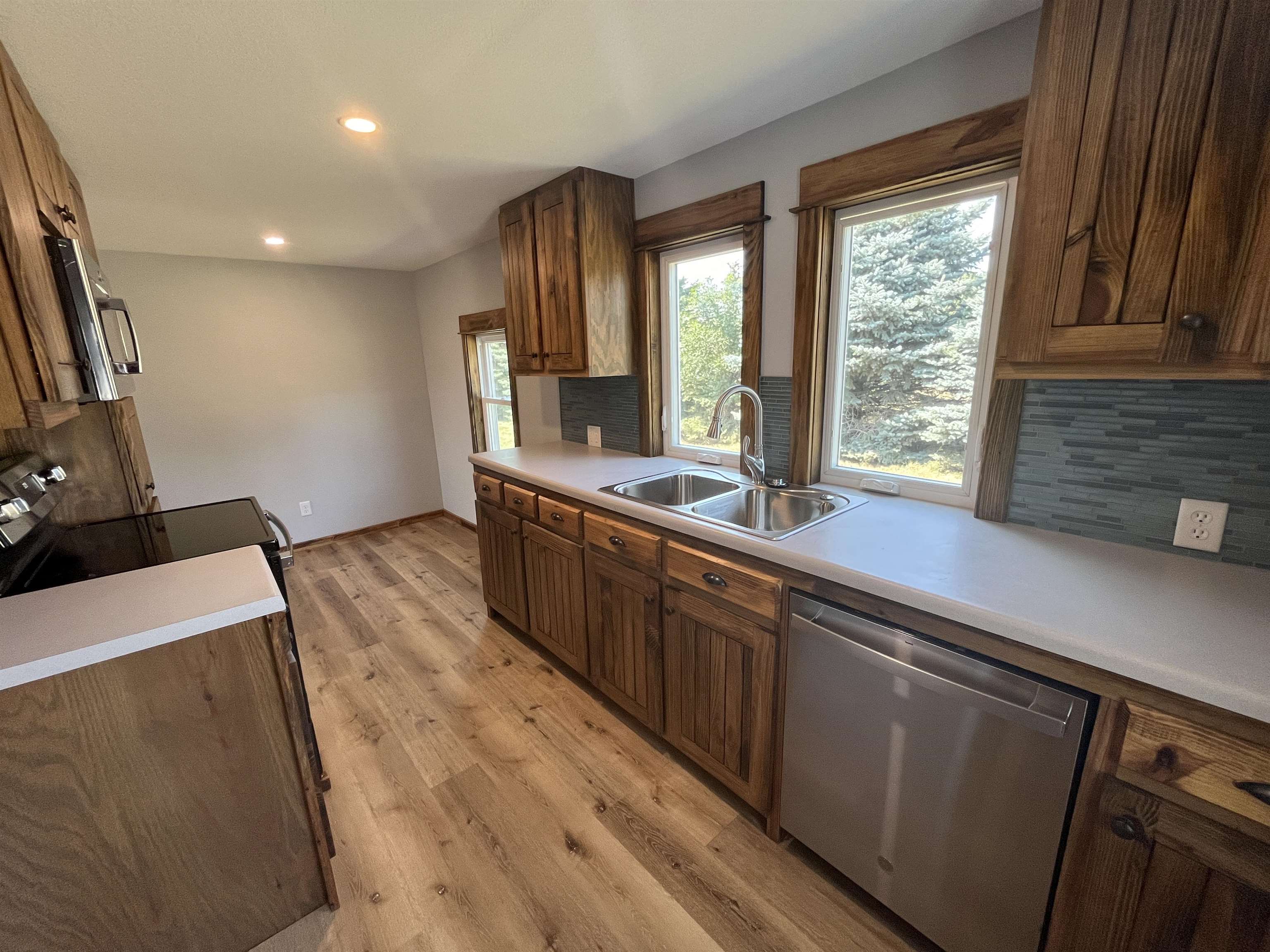 Plainview, Nebraska 68769, United States, 2 Bedrooms Bedrooms, ,1 BathroomBathrooms,Residential,Active,48694