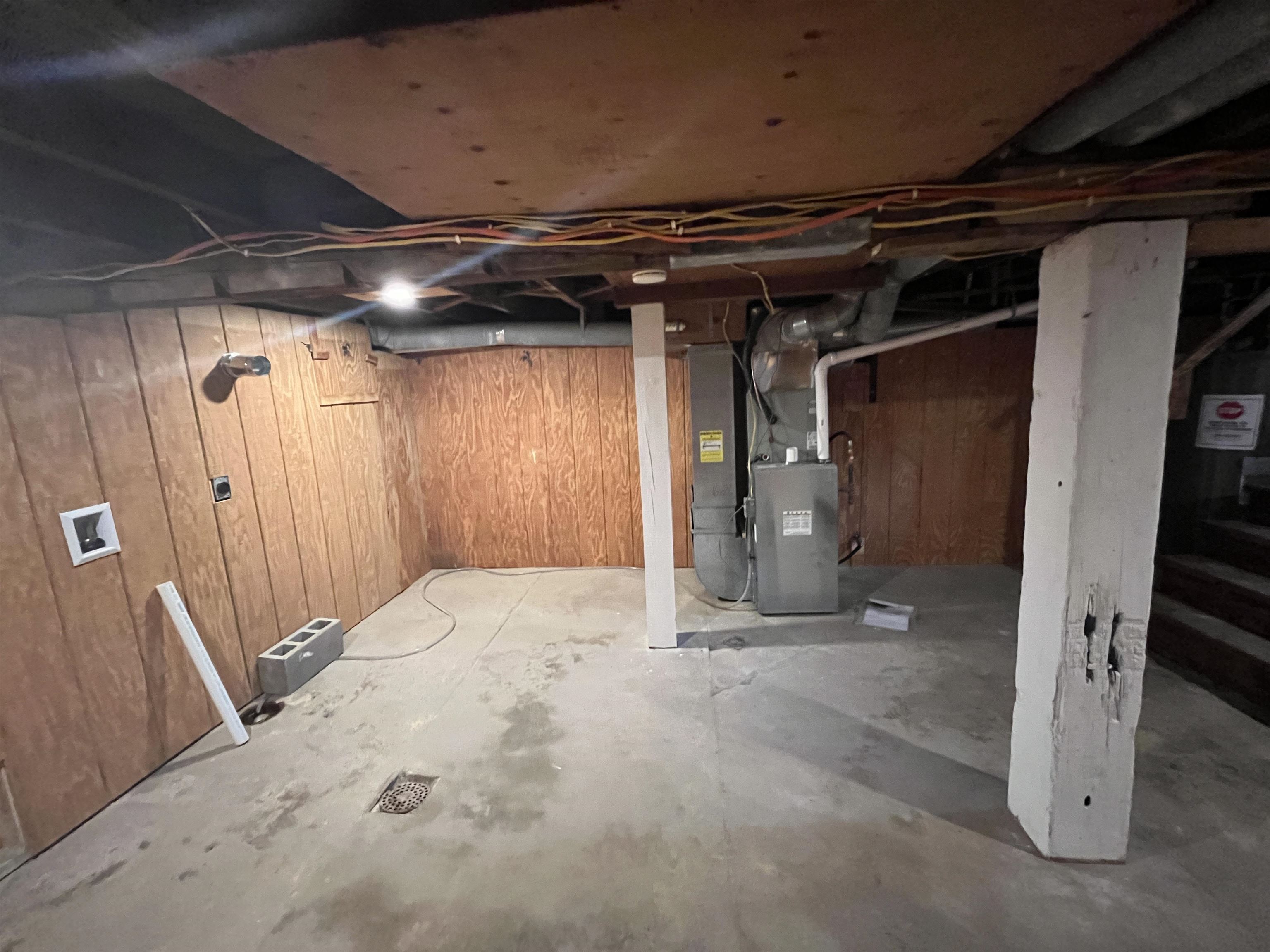 Plainview, Nebraska 68769, United States, 2 Bedrooms Bedrooms, ,1 BathroomBathrooms,Residential,Active,48694